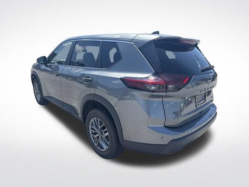 Used 2024 Nissan Rogue S AWD/4WD image 7