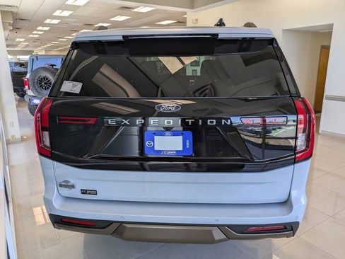 New 2026 Ford Expedition King Ranch AWD/4WD image 5