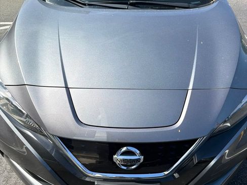 Used 2022 Nissan Leaf SV w/ SV Technology Package FWD image 3