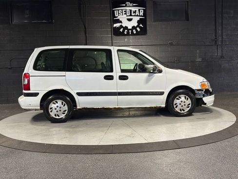 Used 1999 Chevrolet Venture image 4