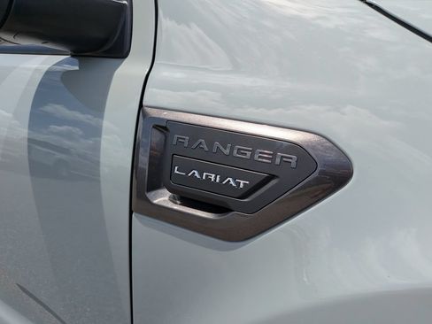 Used 2022 Ford Ranger Lariat w/ Tremor Off-Road Package AWD/4WD image 11