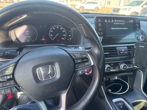 Used 2020 Honda Accord Sport image 18