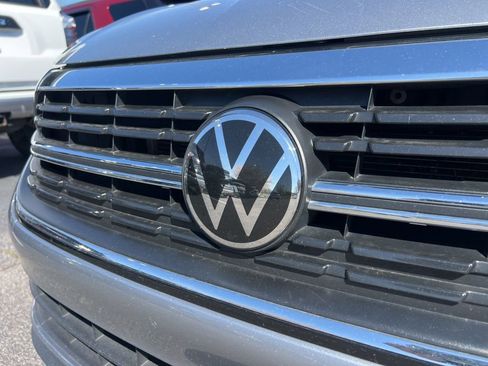 Used 2023 Volkswagen Jetta S image 10