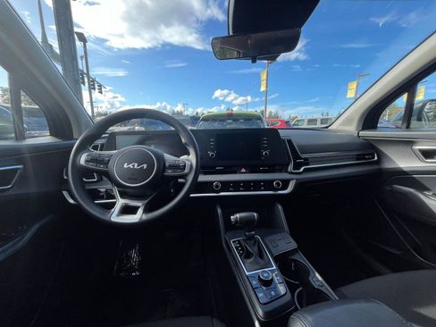 Used 2024 Kia Sportage LX image 33