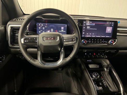 New 2026 GMC Canyon Elevation w/ Convenience Package image 17