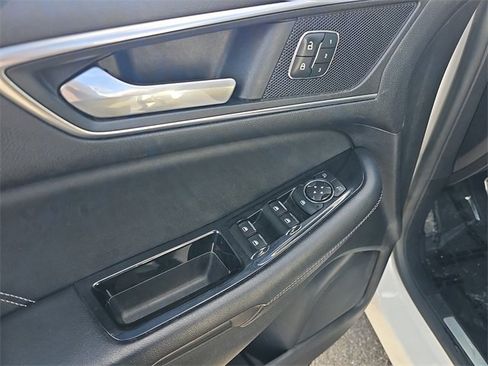 Used 2015 Ford Edge Sport w/ Equipment Group 401A image 23