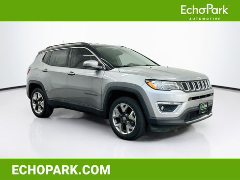 Used 2018 Jeep Compass Limited w/ Navigation Group AWD/4WD image 1