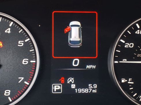 Certified 2025 Subaru Outback Onyx Edition AWD/4WD image 35