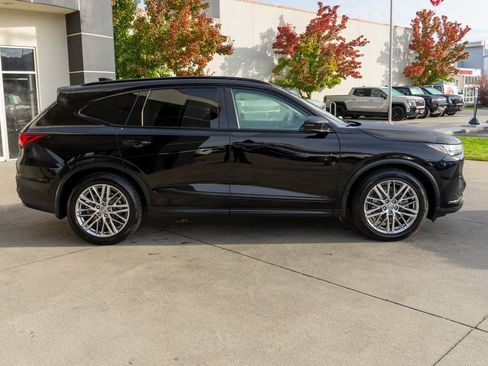 Used 2023 Acura MDX SH-AWD w/ Advance Package image 8