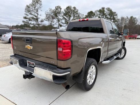 Used 2015 Chevrolet Silverado 2500 LTZ w/ Duramax Plus Package image 4