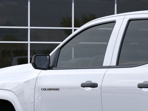 New 2026 Chevrolet Colorado W/T image 12