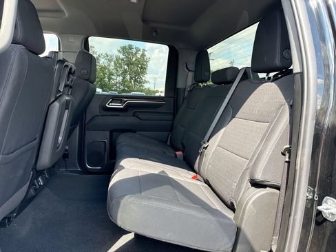 Used 2025 Chevrolet Silverado 2500 LT w/ Convenience Package AWD/4WD image 23