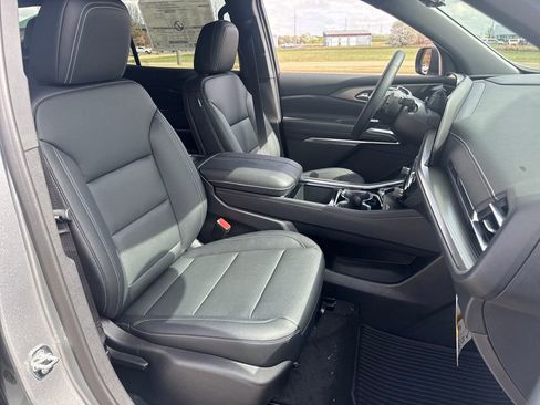 New 2026 Chevrolet Traverse LT w/ Midnight/Sport Edition image 13