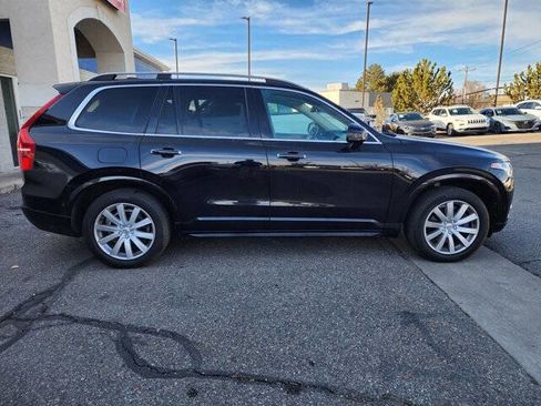Used 2018 Volvo XC90 T6 Momentum w/ Convenience Package image 8