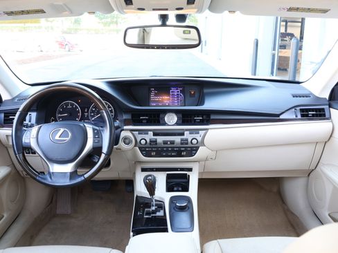 Used 2014 Lexus ES 350 image 17