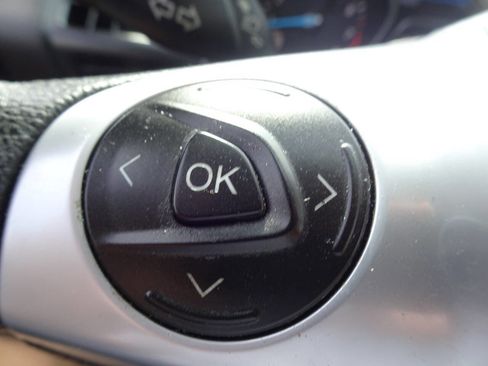 Used 2013 Ford Escape SE image 38