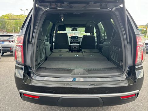 Certified 2023 Chevrolet Tahoe LT w/ Luxury Package AWD/4WD image 28