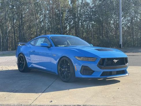 New 2026 Ford Mustang GT w/ GT Performance Package RWD image 8