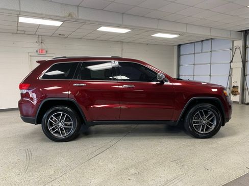 Used 2018 Jeep Grand Cherokee Limited RWD image 7