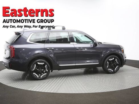 Used 2025 Kia Telluride S AWD/4WD image 44