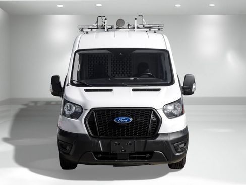 Used 2023 Ford Transit 250 Medium Roof AWD image 4