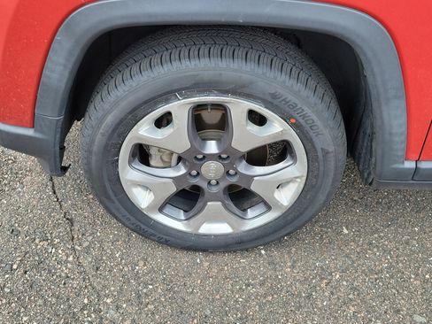 Used 2021 Jeep Compass Limited AWD/4WD image 37