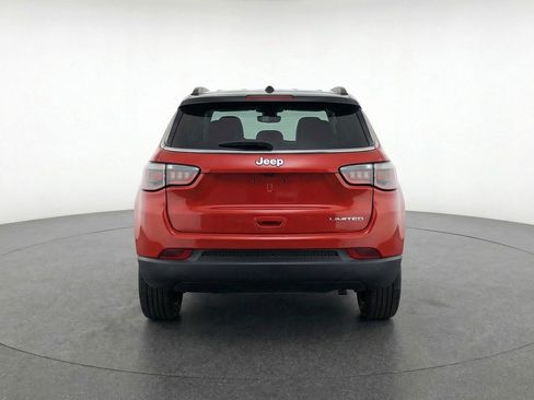 Used 2025 Jeep Compass Limited AWD/4WD image 7