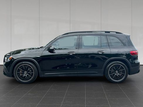 Used 2021 Mercedes-Benz GLB 35 AMG 4MATIC image 2