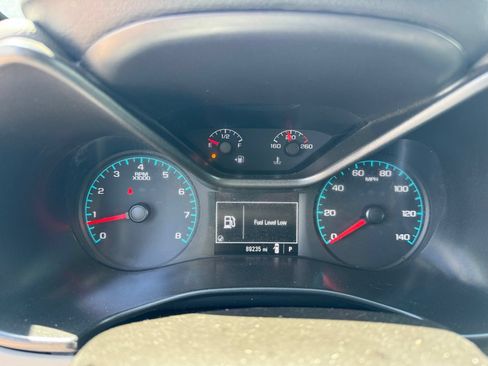 Used 2020 Chevrolet Colorado W/T AWD/4WD image 18
