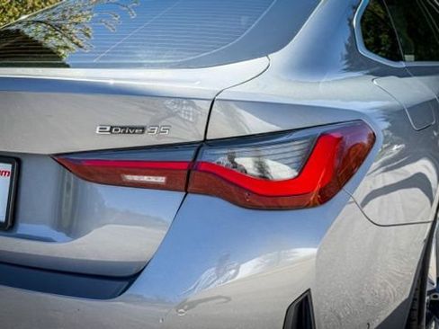 Used 2023 BMW i4 eDrive35 w/ Premium Package image 17