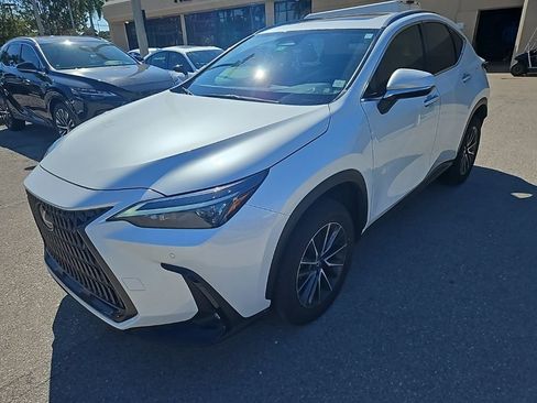 Used 2024 Lexus NX 250 FWD image 17