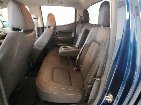 Used 2020 Chevrolet Colorado LT AWD/4WD image 9