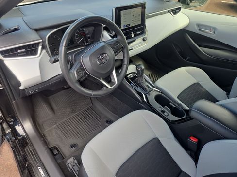 Certified 2025 Toyota Corolla SE FWD image 15