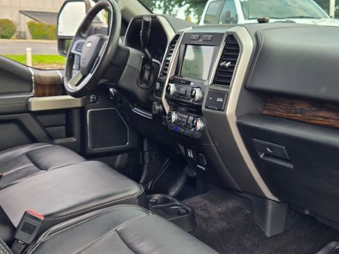 Used 2018 Ford F150 Lariat w/ Equipment Group 501A Mid image 7
