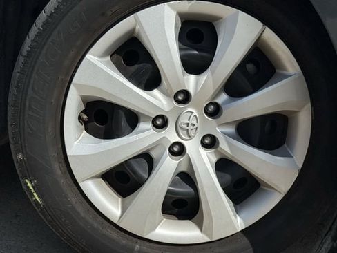 Used 2024 Toyota Corolla LE FWD image 10