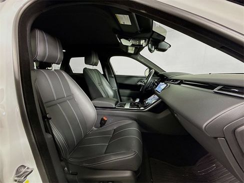 Used 2022 Land Rover Range Rover Velar R-Dynamic S image 30