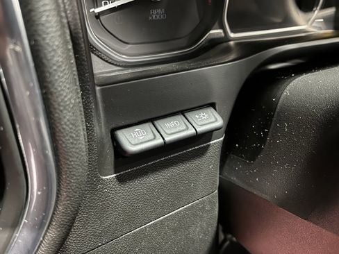 Used 2020 GMC Sierra 1500 Denali w/ Denali Premium Package image 25