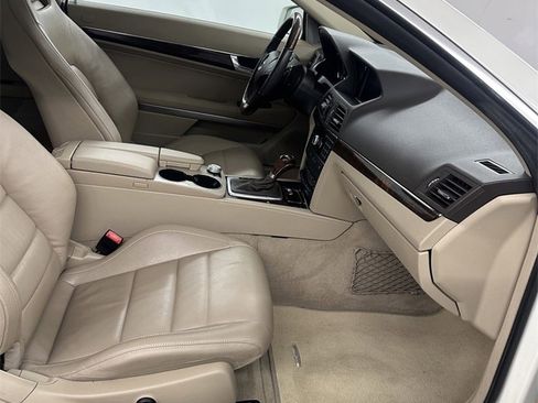 Used 2011 Mercedes-Benz E 350 Cabriolet image 33
