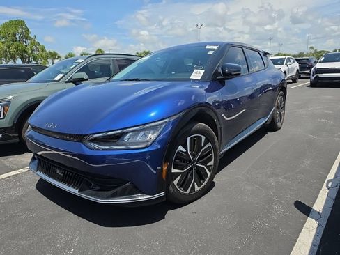 Certified 2023 Kia EV6 Wind RWD image 4