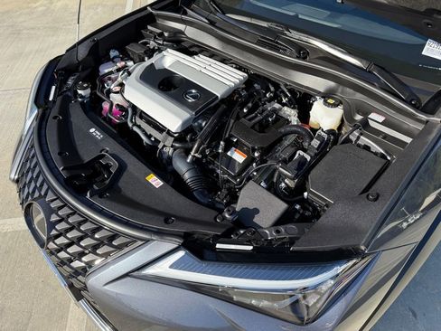 Certified 2024 Lexus UX 250h FWD image 6