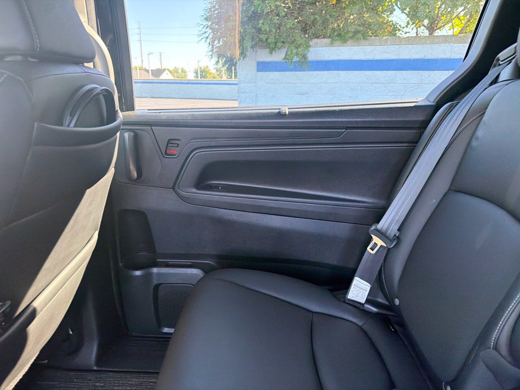 Certified 2024 Honda Odyssey Touring image 21