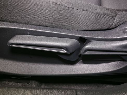 Used 2026 Honda Civic LX image 40