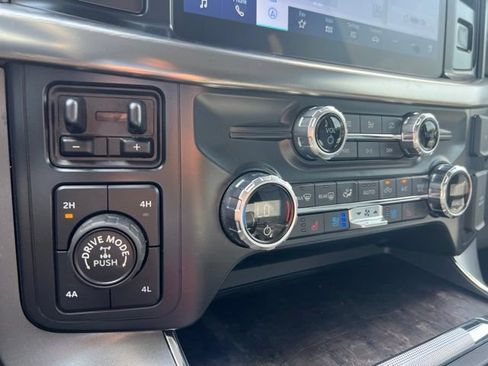 Used 2021 Ford F150 Lariat AWD/4WD image 20
