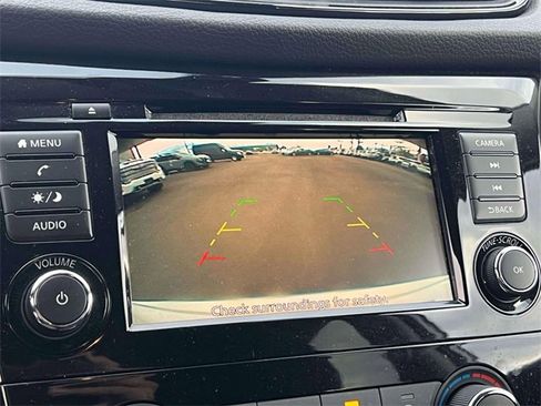 Used 2019 Nissan Rogue S w/ Special Edition Package image 31