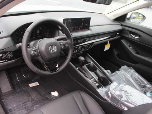 New 2025 Honda Accord EX-L image 6