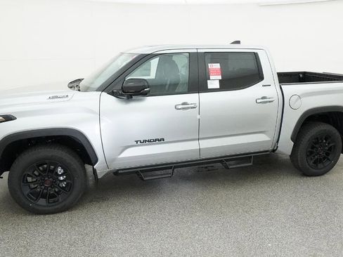 New 2026 Toyota Tundra Limited AWD/4WD image 17