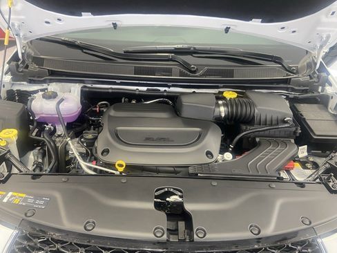 New 2026 Chrysler Pacifica Select image 25