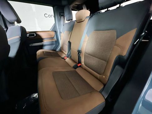 Used 2023 Ford Bronco Outer Banks image 29