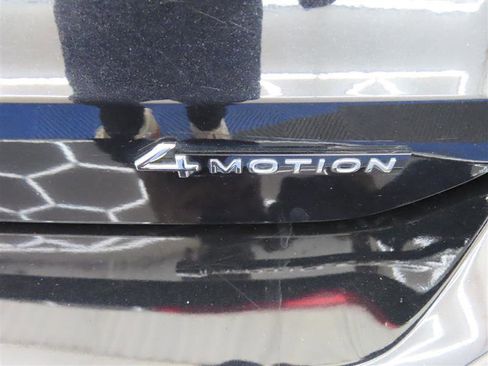 Used 2022 Volkswagen Taos SE AWD/4WD image 13