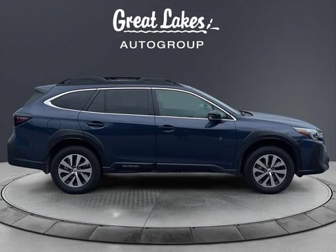 Used 2025 Subaru Outback Premium AWD/4WD image 6
